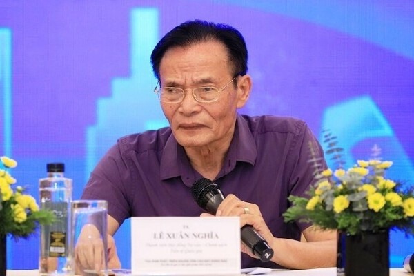 TS. Lê Xuân Nghĩa: Nhà đầu tư bất động sản đừng sợ bị đánh thuế, cứ yên tâm mua vào - Ảnh 1