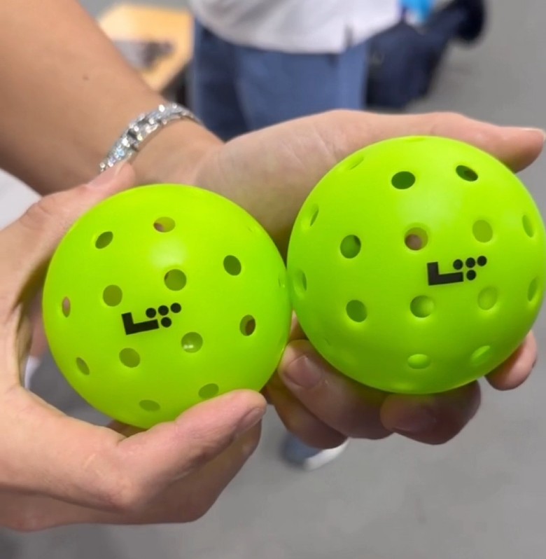 Drama: Bóng Pickleball "hot hit" mới về Việt Nam nhưng dính nghi vấn bóng fake? - Ảnh 4