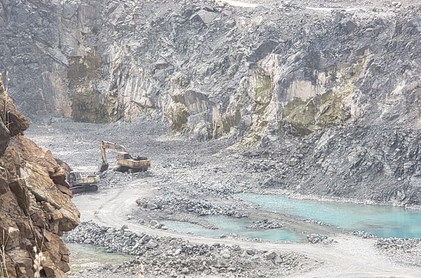 Thiếu vật liệu xây dựng đang "trói chân" tiến độ công trình APEC tại Phú Quốc - Ảnh 2