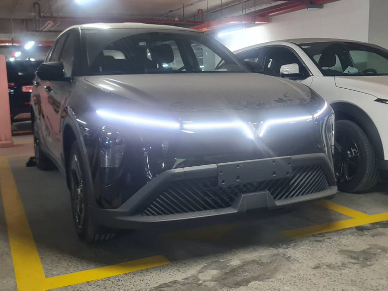 VinFast VF MPV 7 nhận cọc: Giá dự kiến 819 triệu đồng, mua sớm rẻ hơn, chênh 70 triệu với bản dịch vụ nhưng thêm loạt trang bị xịn - Ảnh 2