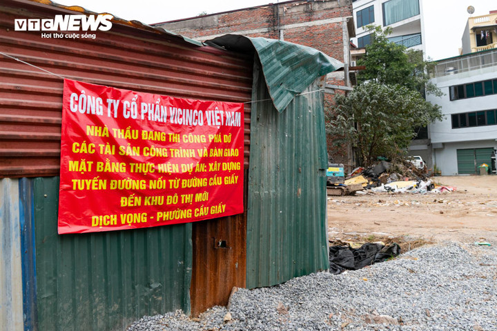 Người Hà Nội tất bật dọn nhà, bàn giao mặt bằng phục vụ thi công Vành đai 2,5 - Ảnh 11