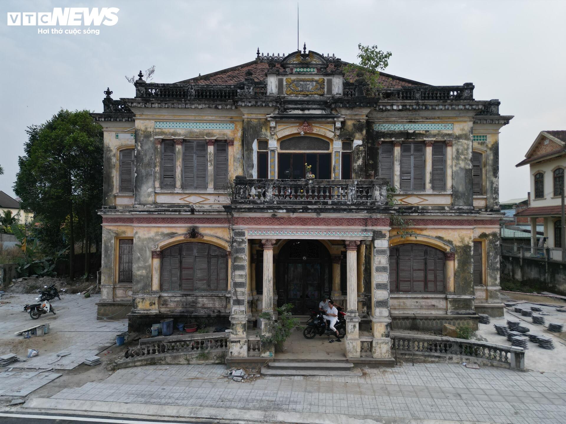 Ngắm Biệt thự hơn 100 năm ở dự án ven sông Đồng Nai trước ngày thông xe - Ảnh 3