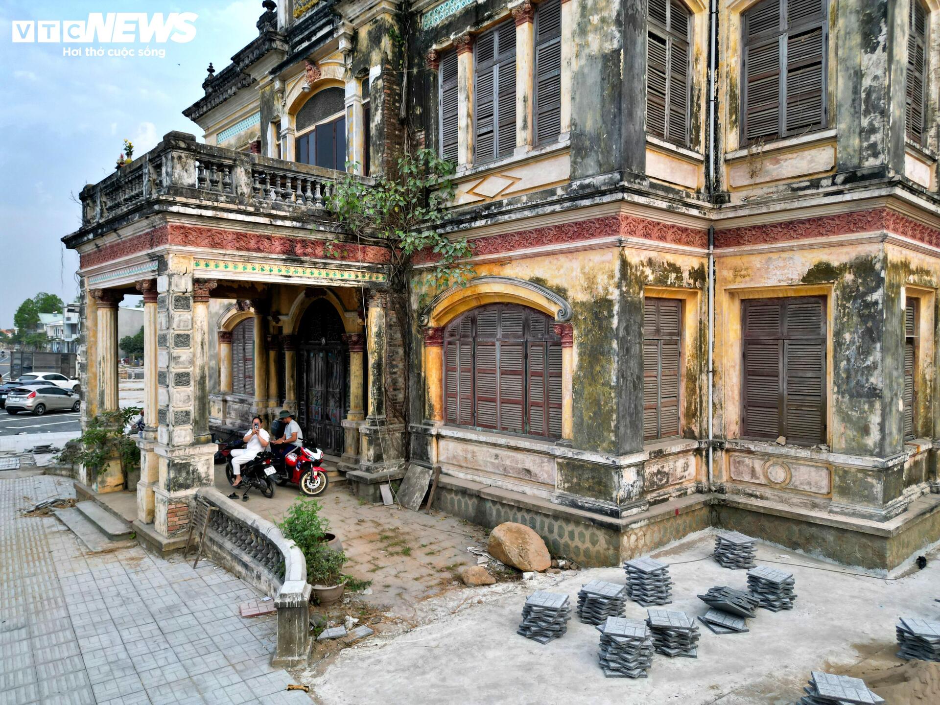 Ngắm Biệt thự hơn 100 năm ở dự án ven sông Đồng Nai trước ngày thông xe - Ảnh 4