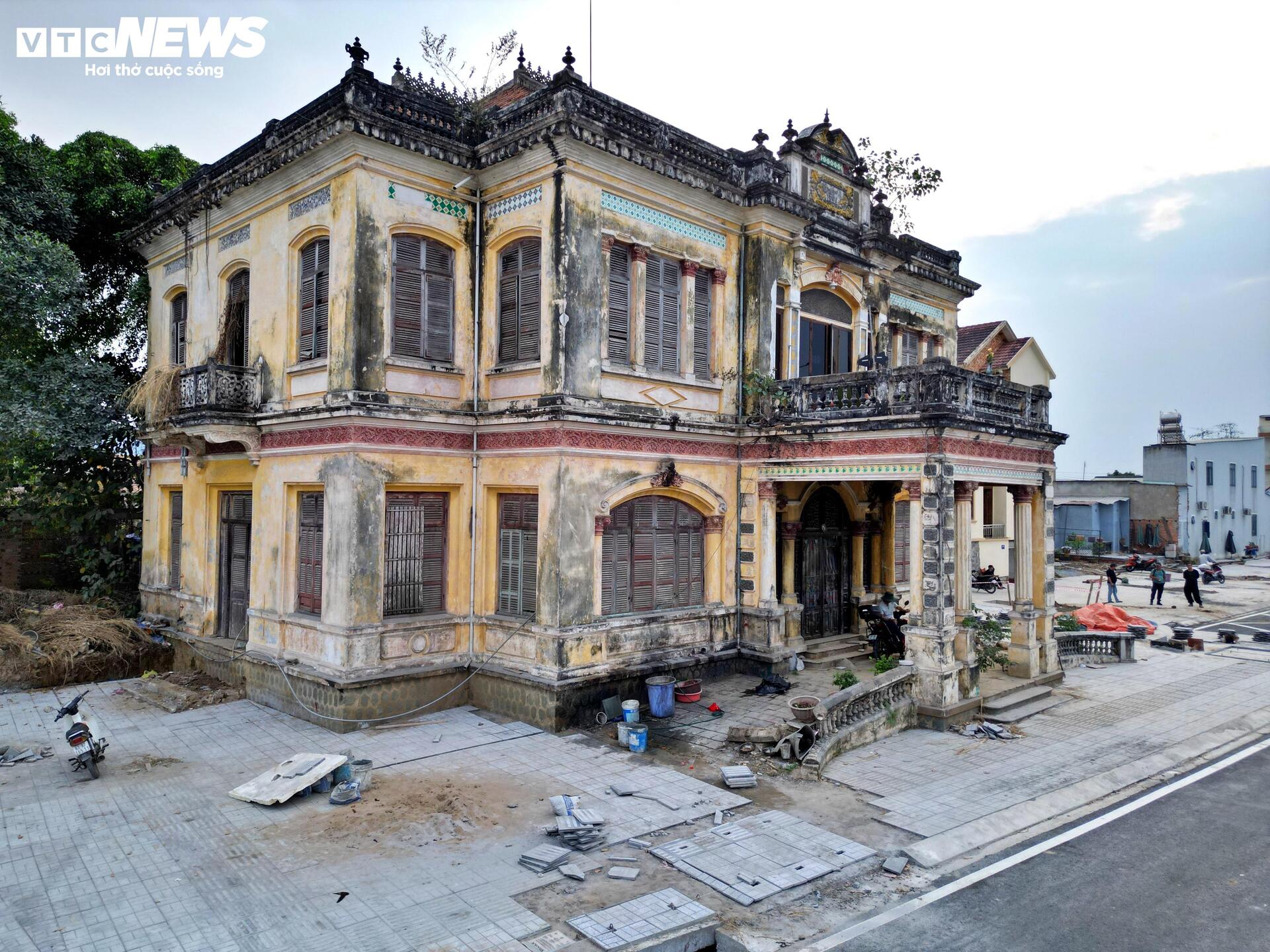 Ngắm Biệt thự hơn 100 năm ở dự án ven sông Đồng Nai trước ngày thông xe - Ảnh 6