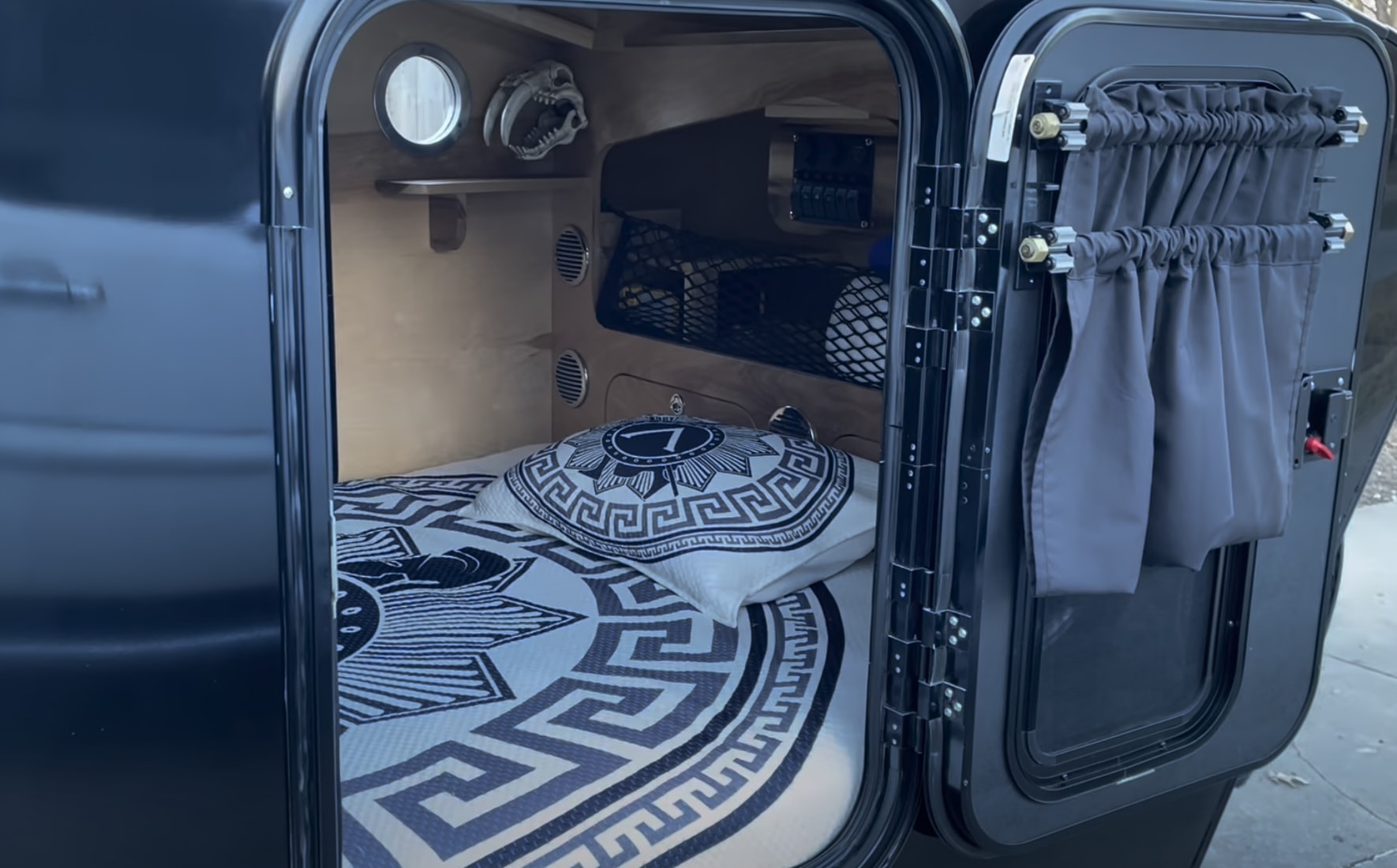 Thiết kế nhà "độc, lạ" - Ảnh 24