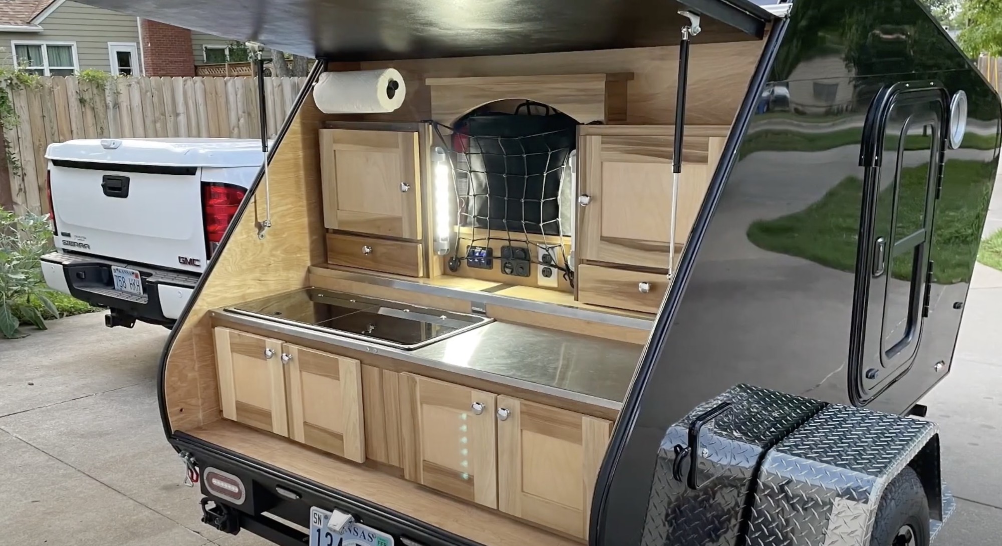 Thiết kế nhà "độc, lạ" - Ảnh 22