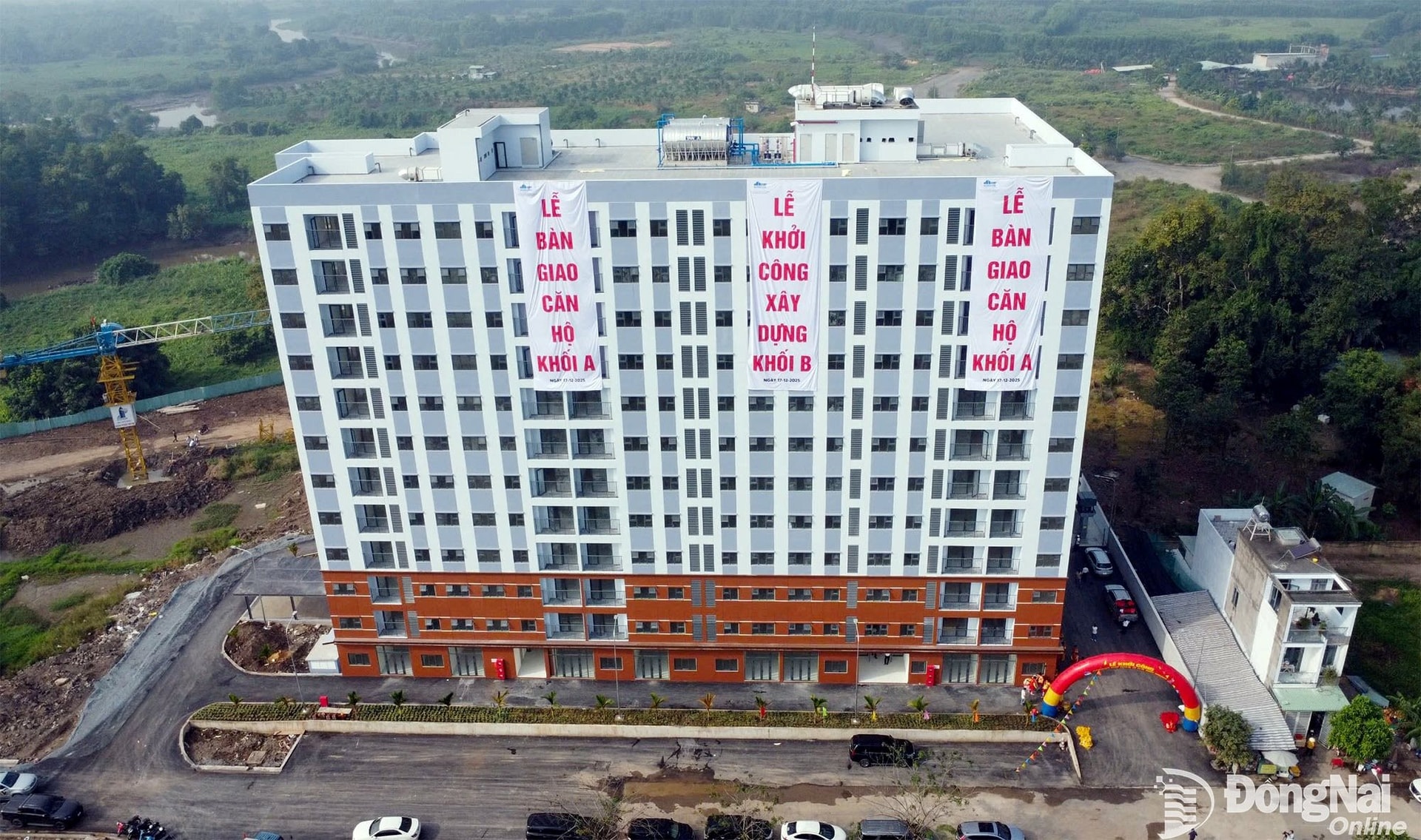 Nhận chỉ đạo của Thủ tướng: Him Lam, Donacoop, D2D… sẽ khởi công 14 dự án nhà ở xã hội tại Đồng Nai ngay trong quý I/2026 - Ảnh 1