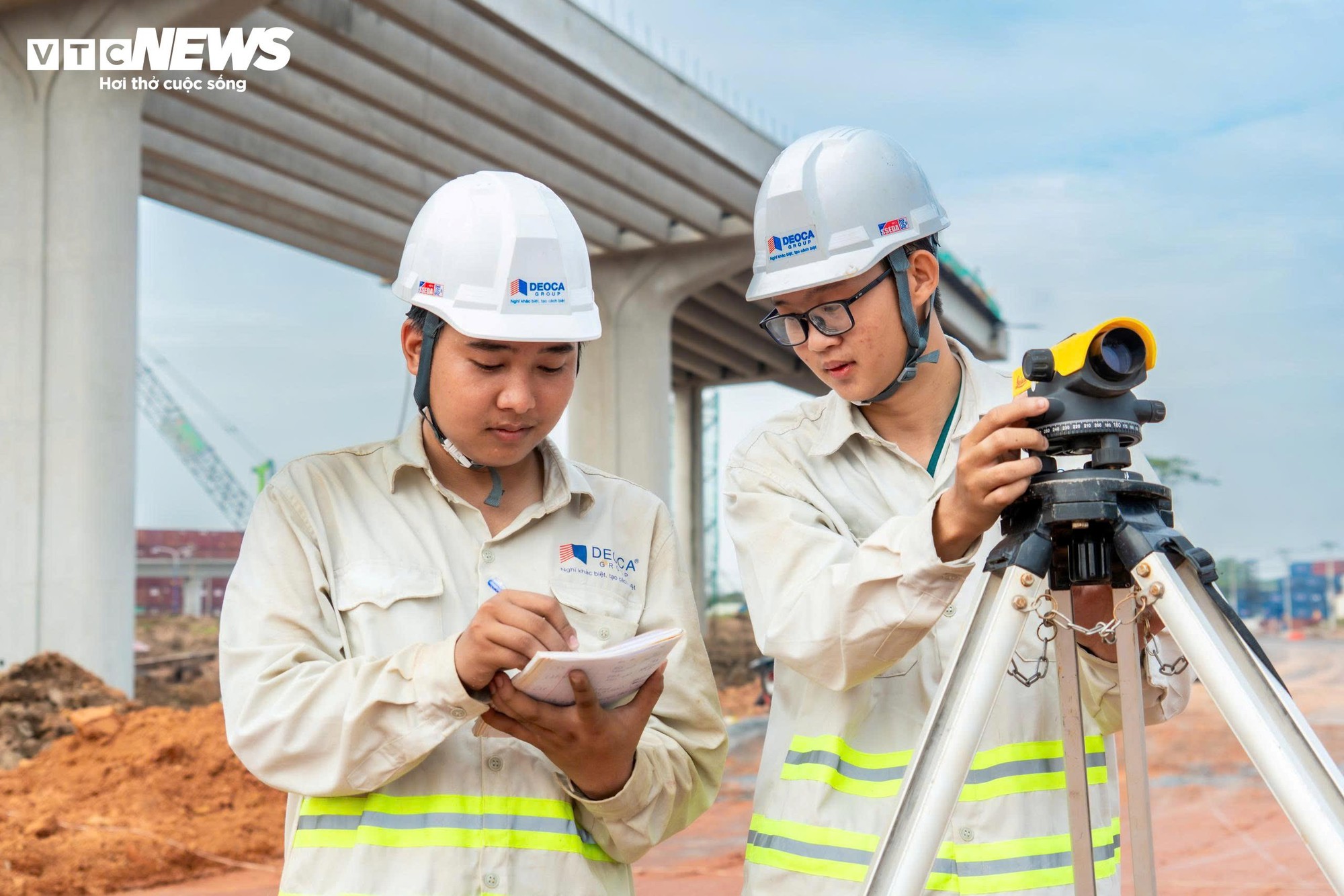 Đại công trường nút giao Tân Vạn chạy nước rút cuối năm - Ảnh 9