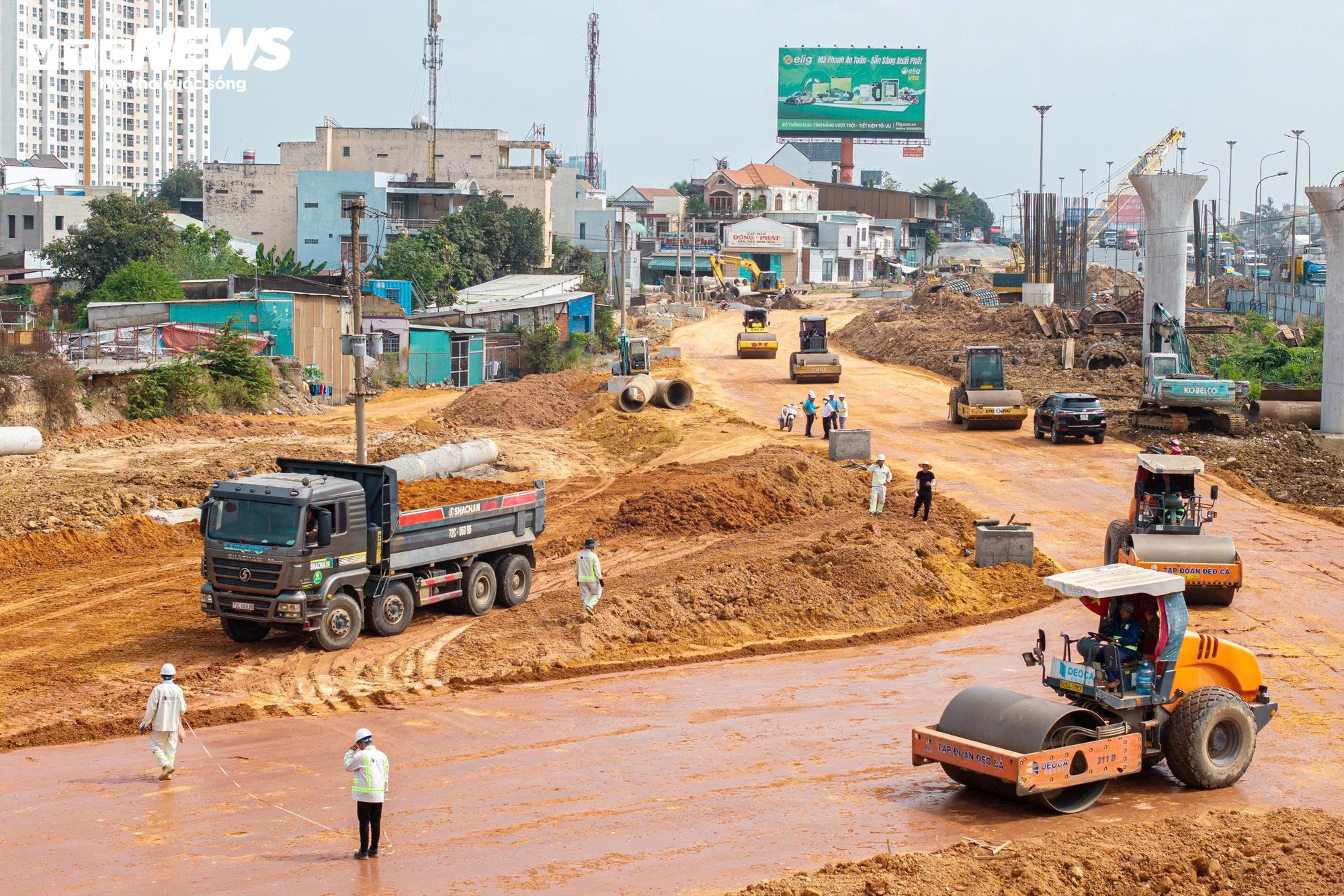 Đại công trường nút giao Tân Vạn chạy nước rút cuối năm - Ảnh 4