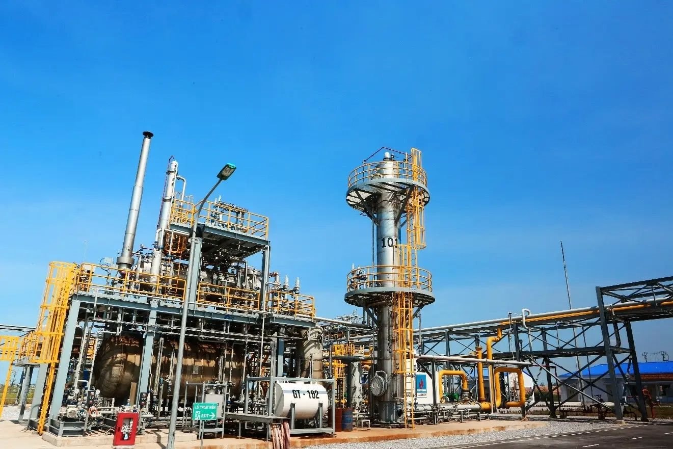 Sau PV GAS, thêm một đại gia dầu khí 2.000 tỷ báo tin không đủ điều kiện là công ty đại chúng - Ảnh 1