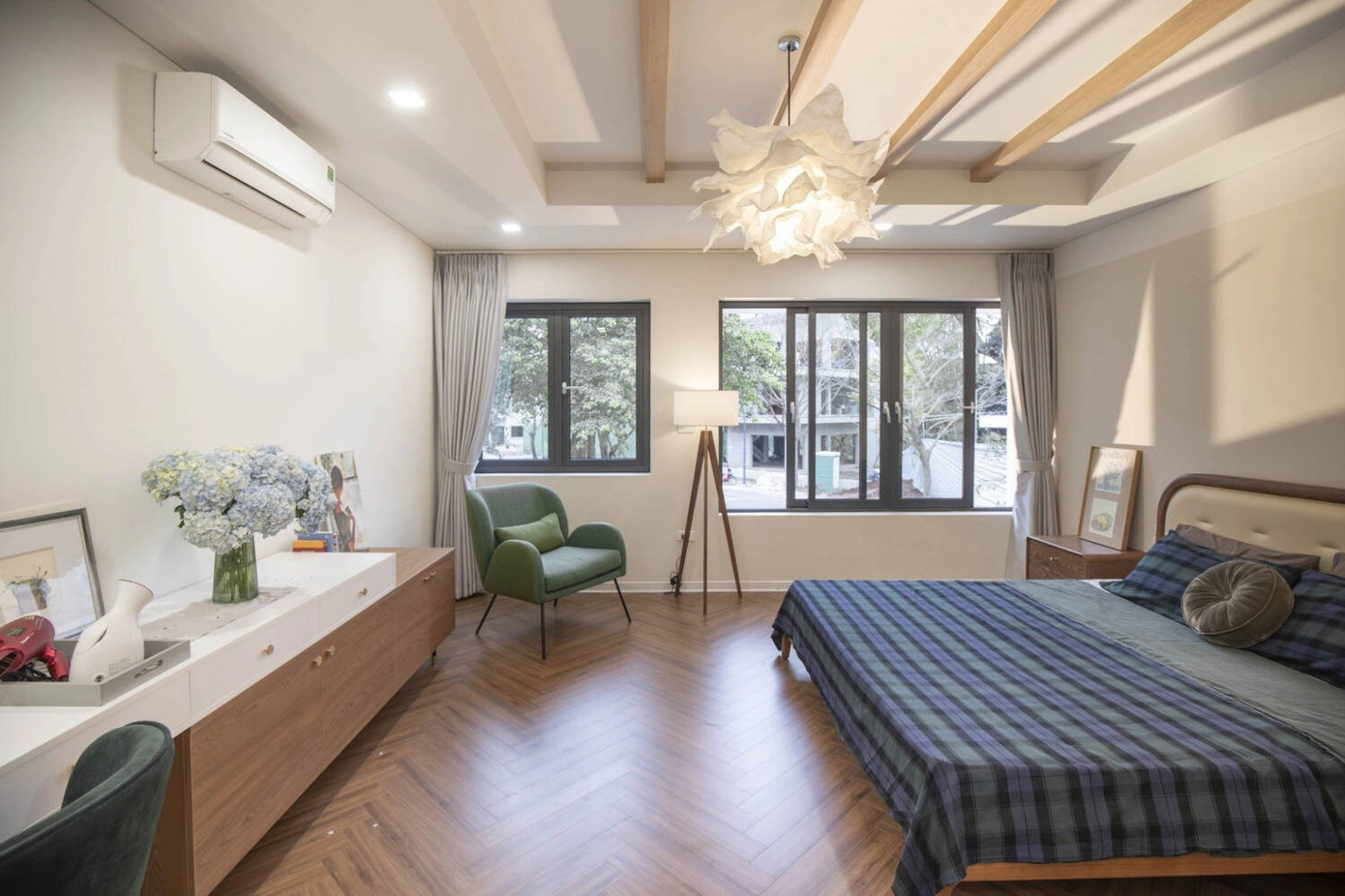 Xu hướng thiết kế phòng ngủ năm 2026: tiện nghi, thư giãn - Ảnh 4