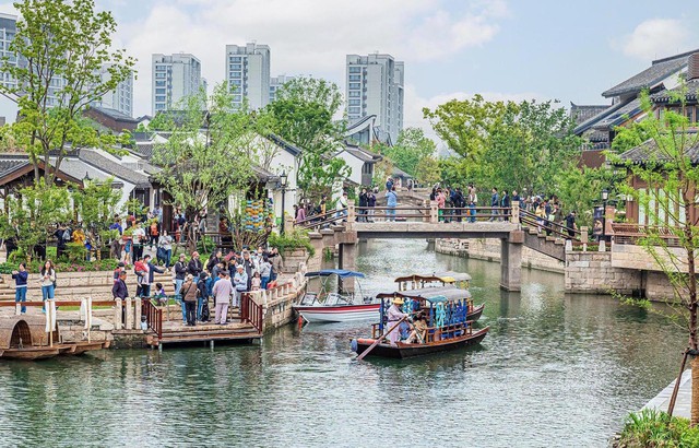Da Nang Downtown và mô hình “thành phố thu nhỏ bên sông” trên thế giới - Ảnh 1