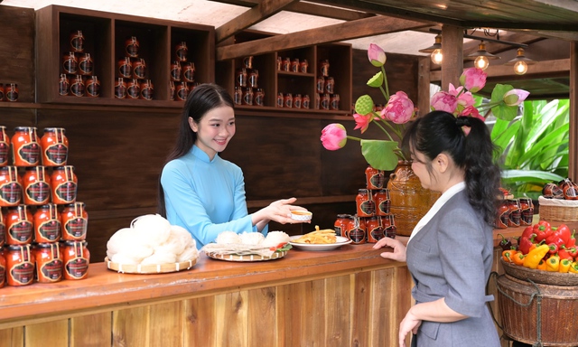 Từ tái cấu trúc doanh nghiệp đến tái cấu trúc hương vị Việt - Ảnh 1