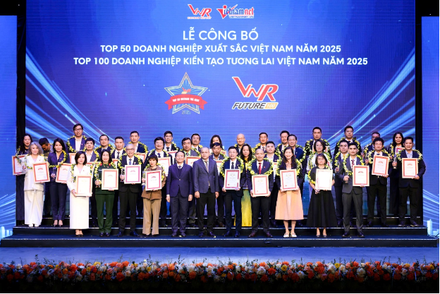 LPBank ghi dấu ấn trong 50 doanh nghiệp xuất sắc Việt Nam 2025 - Ảnh 1