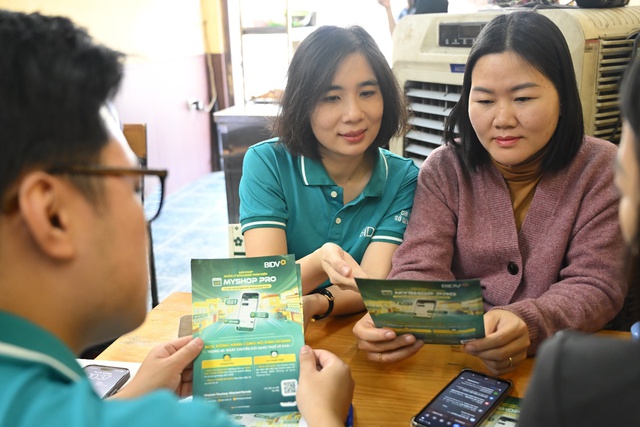 Gấp cuốn sổ cũ, hộ kinh doanh thảnh thơi trên app ngân hàng - Ảnh 1