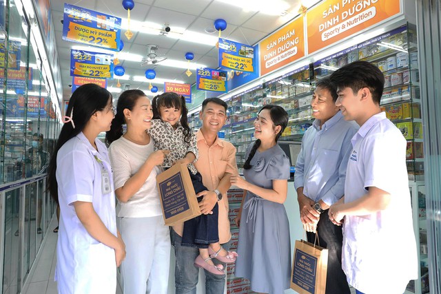 Đẩy lùi đột quỵ từ chăm sóc chủ động: Long Châu triển khai chuỗi chương trình tầm soát miễn phí cho cộng đồng - Ảnh 2