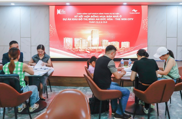 Người mua căn hộ The Win City chính thức được ký hợp đồng mua bán - Ảnh 1