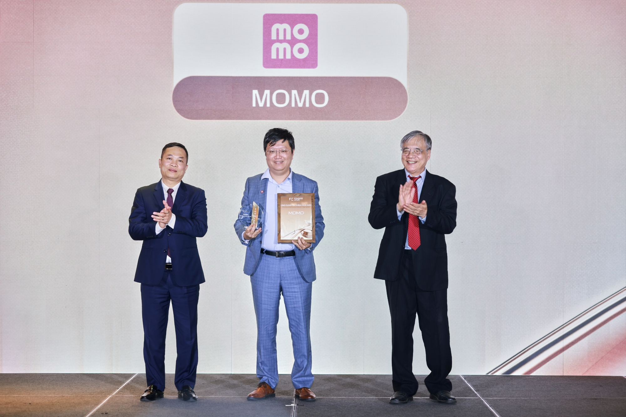 Lễ trao giải FChoice 2025: Vinh danh những thành tựu đầu tiên của Việt Nam trong Kỷ nguyên vươn mình - Ảnh 20