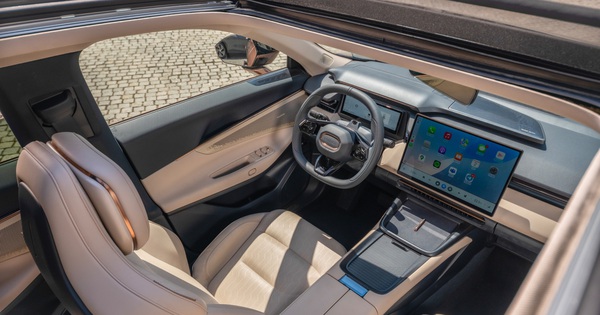 Chủ xe đánh giá trải nghiệm đáng tiền trên Lynk & Co 08 EM-P