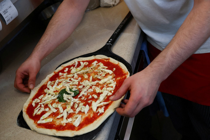 Lý giải hiện tượng đơn hàng pizza tăng đột biến giữa lúc Mỹ tấn công Venezuela - Ảnh 1