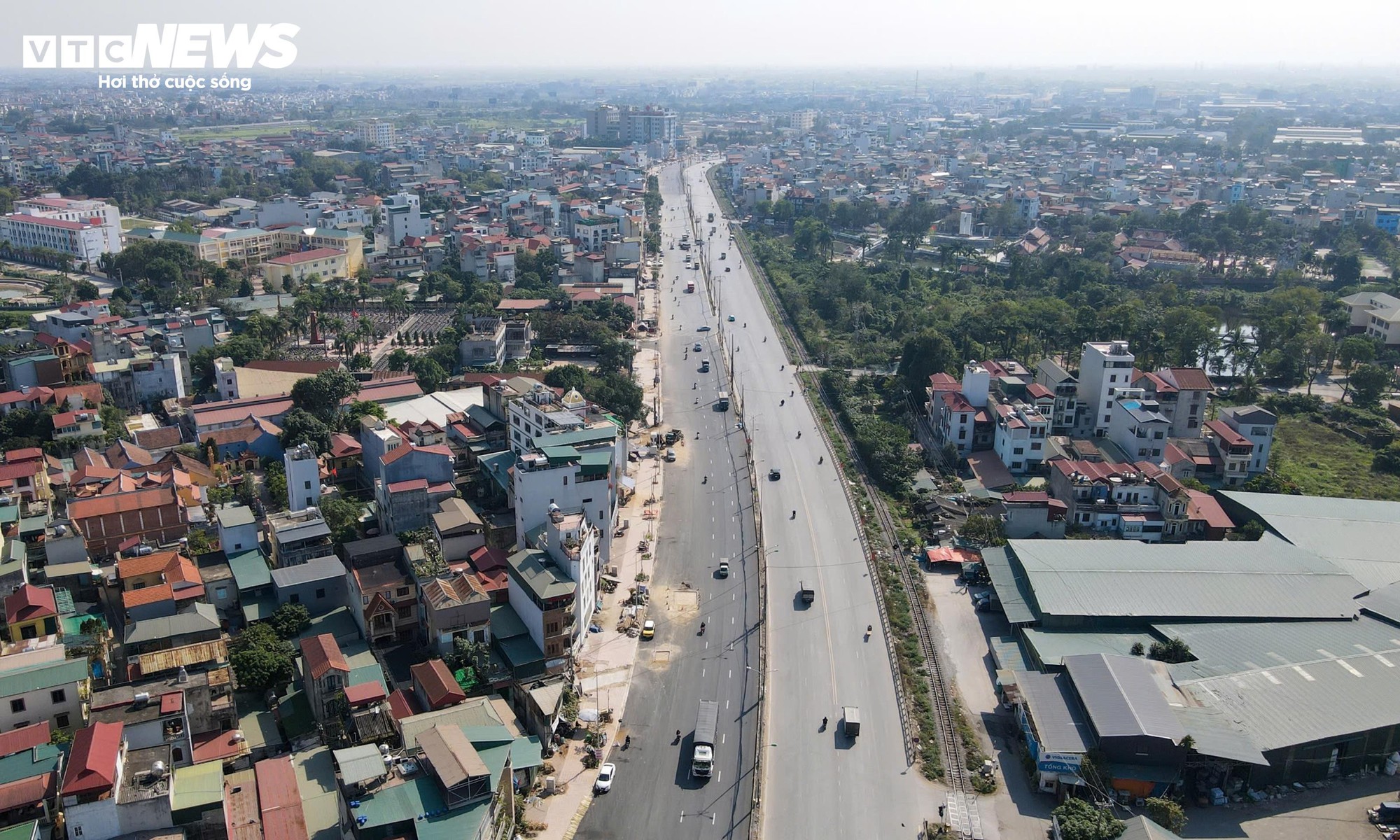 Quốc lộ 1A Văn Điển - Ngọc Hồi thành đại lộ 8 làn xe sau 15 năm - Ảnh 11