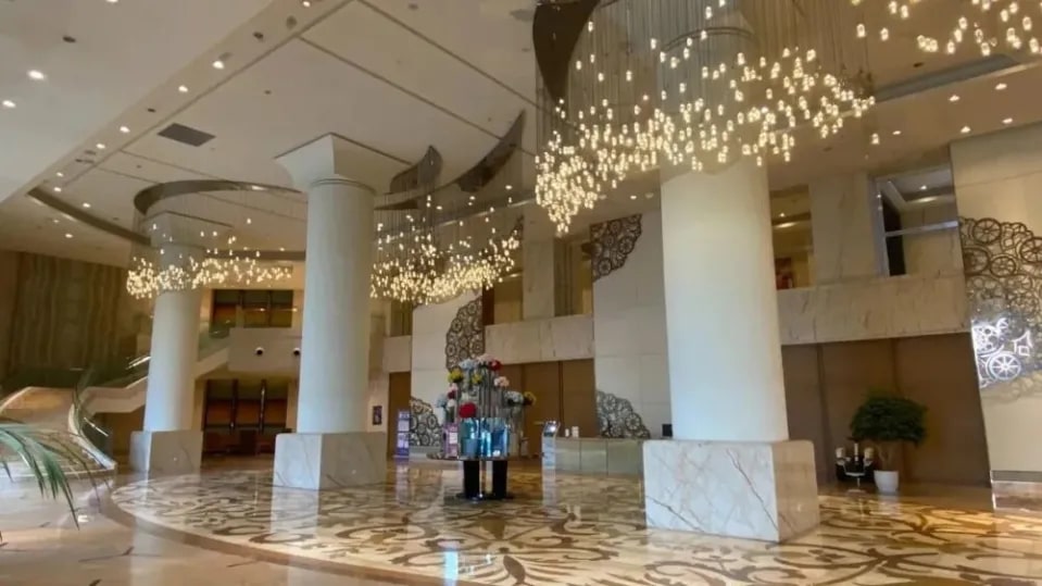 Cận cảnh khu dân cư lớn nhất thế giới, ai nhìn cũng phải thốt lên 2 chữ: Tiền đình! - Ảnh 4