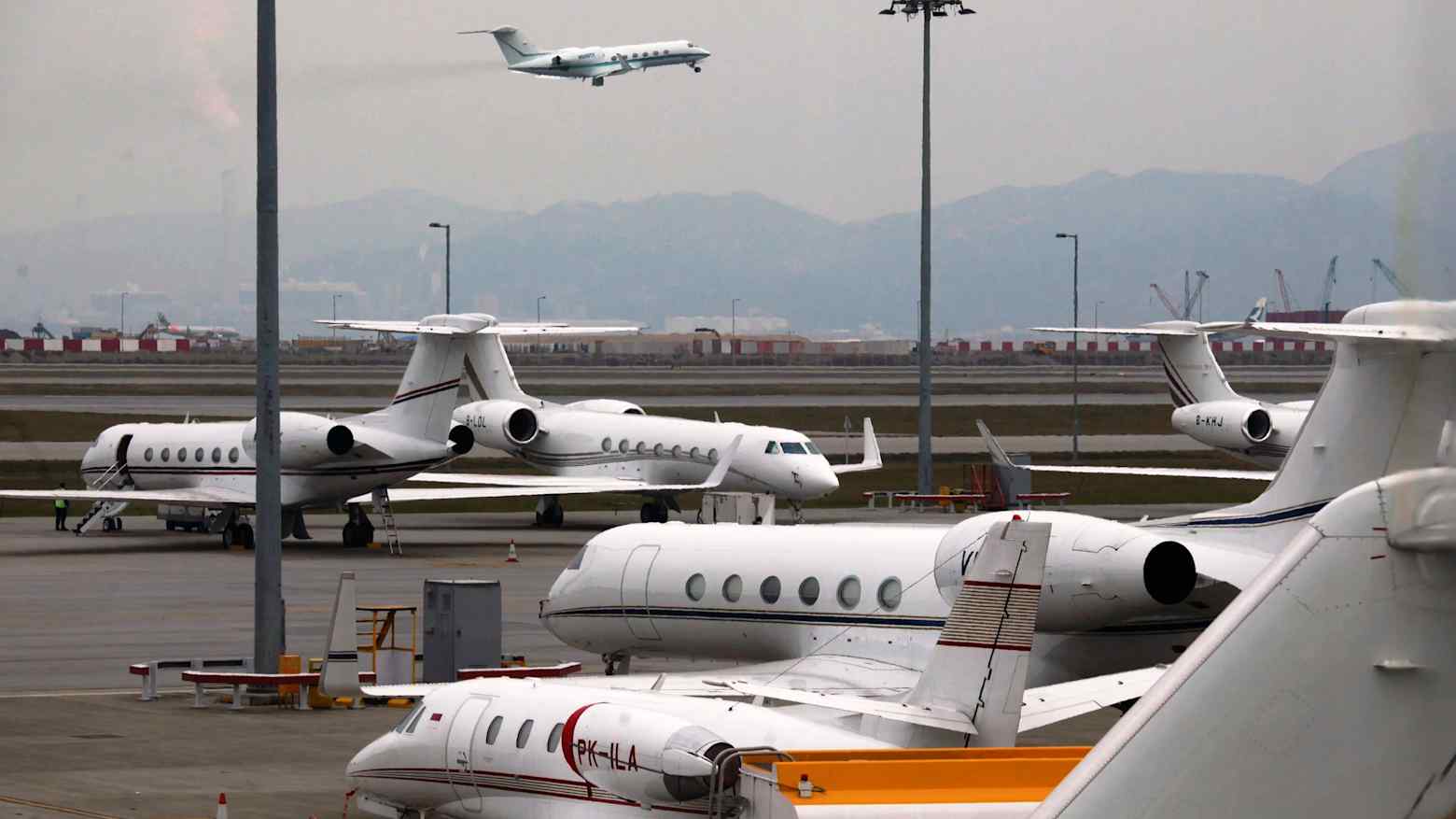 Giới siêu giàu Trung Quốc ‘âm thầm’ chuyển máy bay cá nhân ra nước ngoài: Singapore, Nhật Bản là điểm đến - Ảnh 1