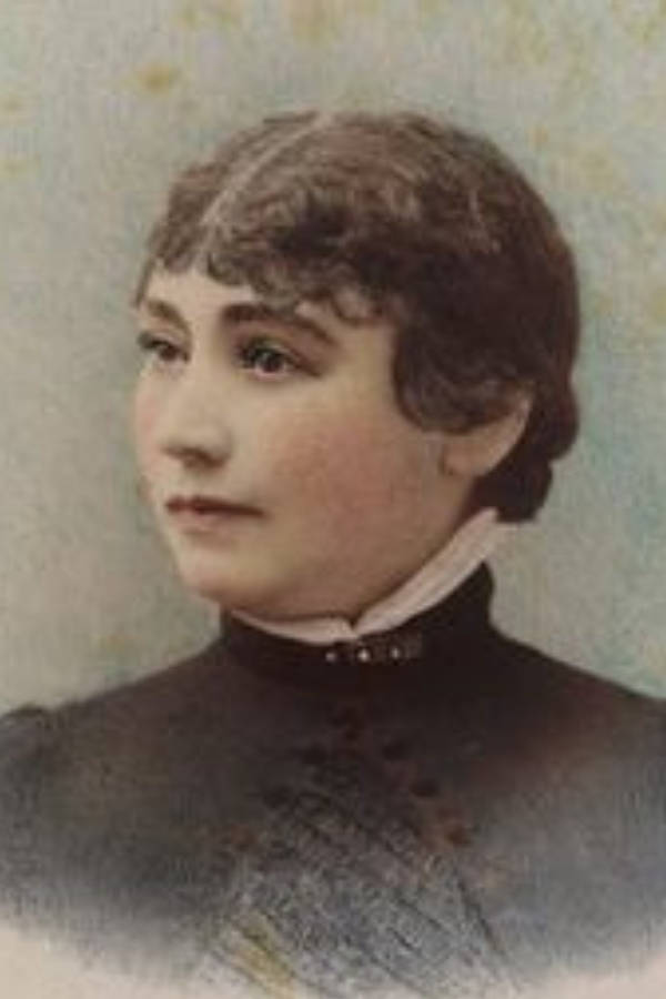 Những bí mật kinh hoàng về "ngôi nhà kỳ lạ nhất từng được xây dựng" có hơn 200 phòng, 10.000 cửa sổ và 2.000 cửa ra vào - Ảnh 2