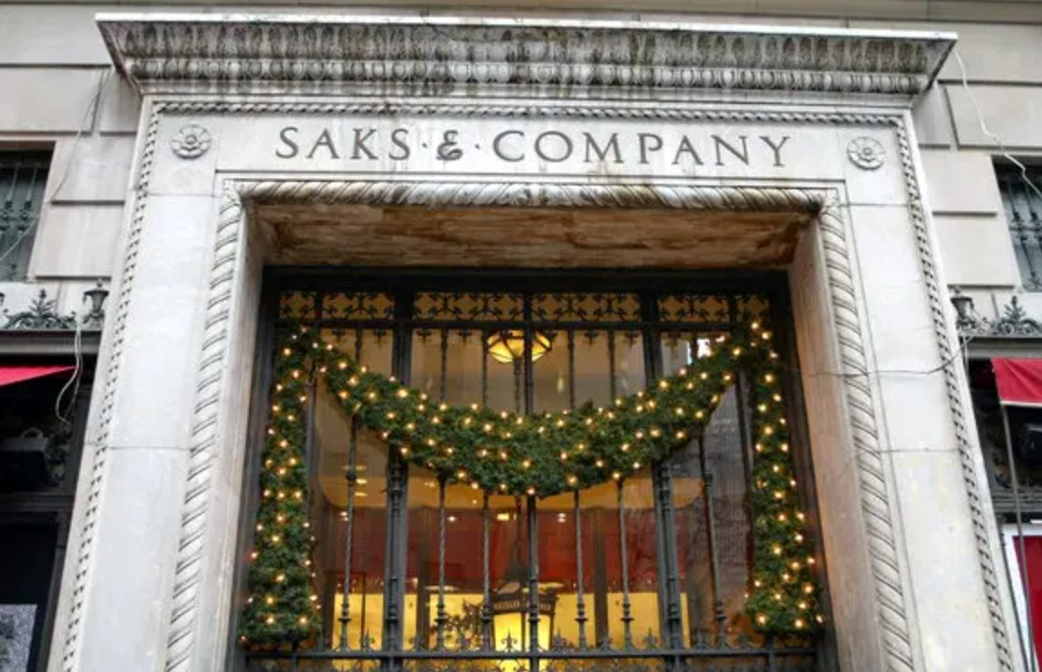 Chuỗi cửa hàng bách hóa hơn 100 năm tuổi xem xét thủ tục phá sản, nợ hơn 100 triệu USD - Ảnh 1