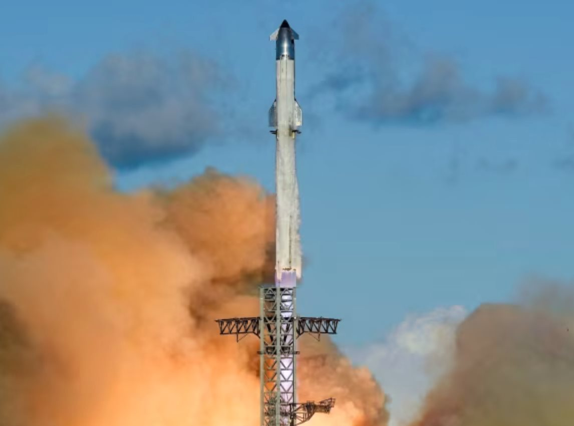 Elon Musk sắp trở thành tỷ phú nghìn tỷ đầu tiên: SpaceX được định giá 1.500 tỷ USD, vốn hoá Tesla tăng kỷ lục, xAI có thể ngang hàng Google, OpenAI - Ảnh 1