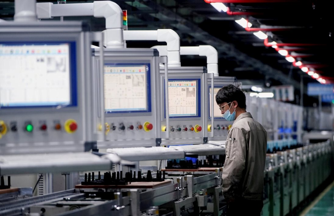 1.000.000 tấn pin thải xe điện - Cơn đau đầu mới của Trung Quốc: 5 năm nữa dự báo tăng x3, khối lượng vượt xa châu Âu, Mỹ - Ảnh 2