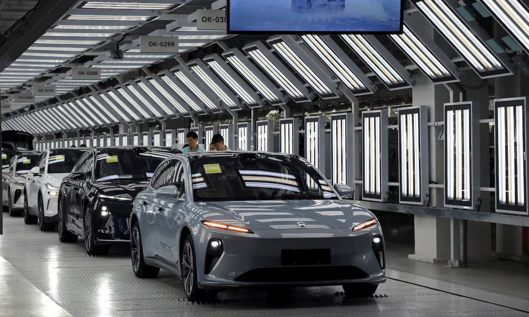 Dây chuyền lắp ráp 20 triệu xe xăng mỗi năm ngừng hoạt động vì ô tô điện, hàng tồn ồ ạt khiến Trung Quốc xuất khẩu vội vàng 6,5 triệu chiếc ra thế giới - Ảnh 3