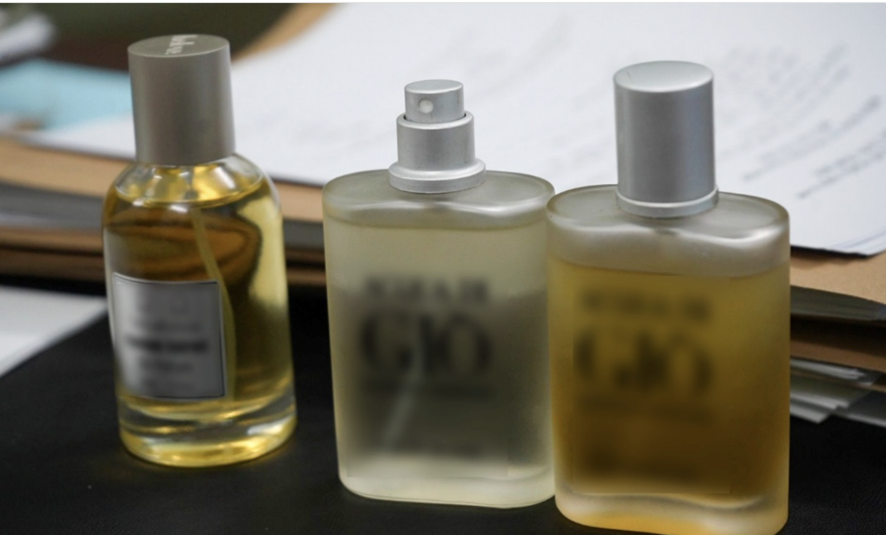 Giám đốc Công ty HALOVA cùng vợ sản xuất hàng ngàn chai nước hoa giả - Ảnh 4