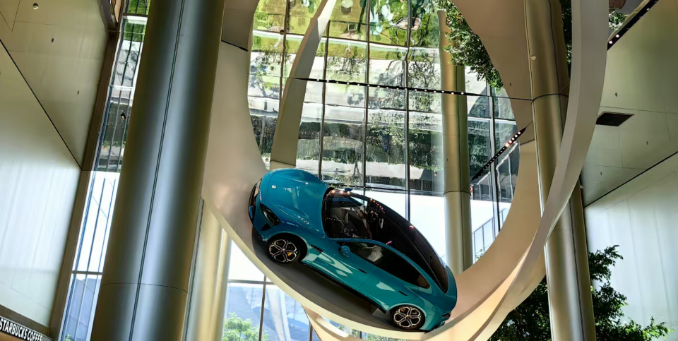 Chuyện thật như đùa: Nhiều người sẵn sàng chi hàng triệu, tranh giành chỉ để được xem thứ này của Xiaomi - Ảnh 1