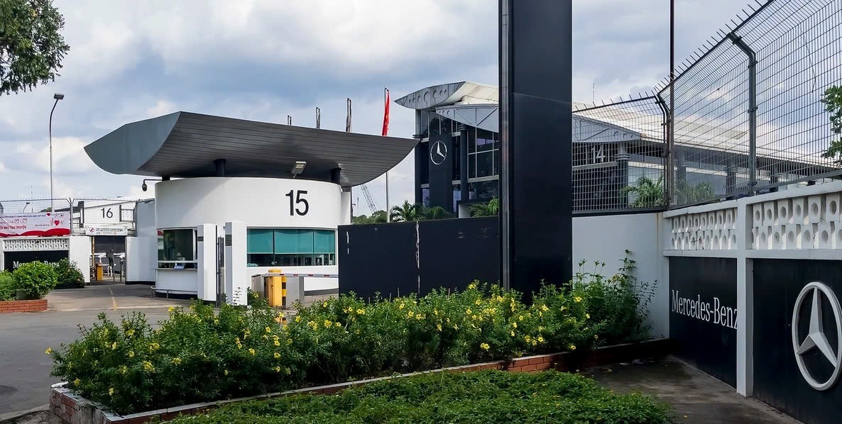 Tasco Auto muốn mua lại 70% Mercedes-Benz Việt Nam: Cuộc chơi mới của các ông trùm ngành xe - Ảnh 1