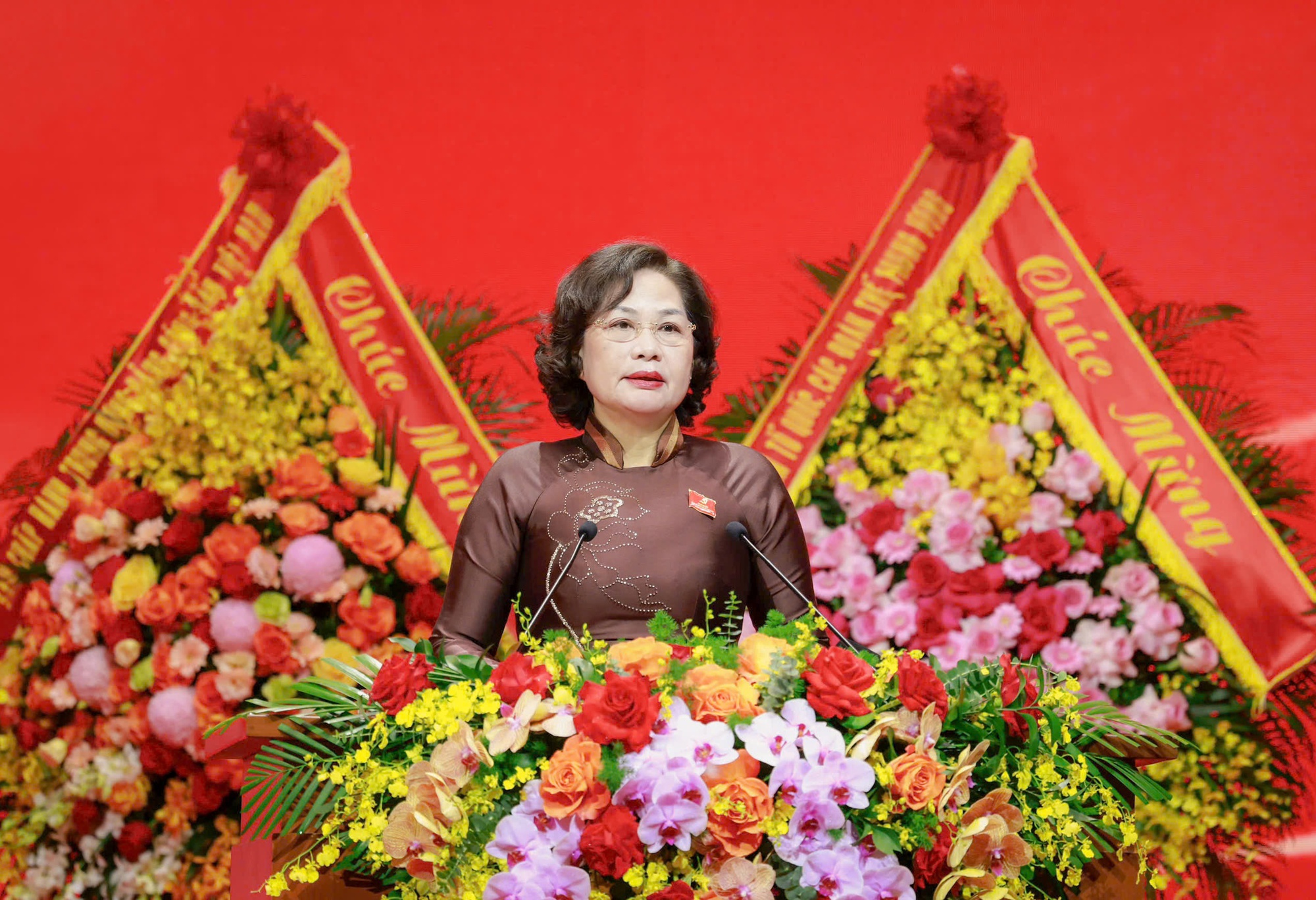 Thống đốc Nguyễn Thị Hồng tái đắc cử Ban Chấp hành Trung ương Đảng khóa XIV - Ảnh 1