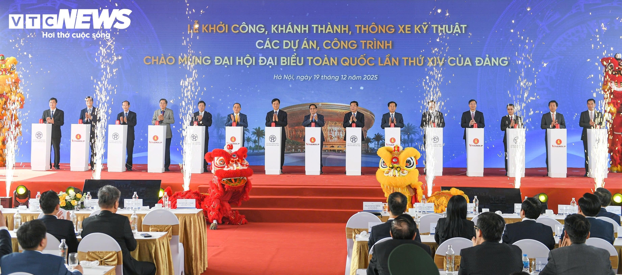 Thủ tướng yêu cầu đẩy nhanh tiến độ các dự án chào mừng Đại hội XIV của Đảng - Ảnh 1