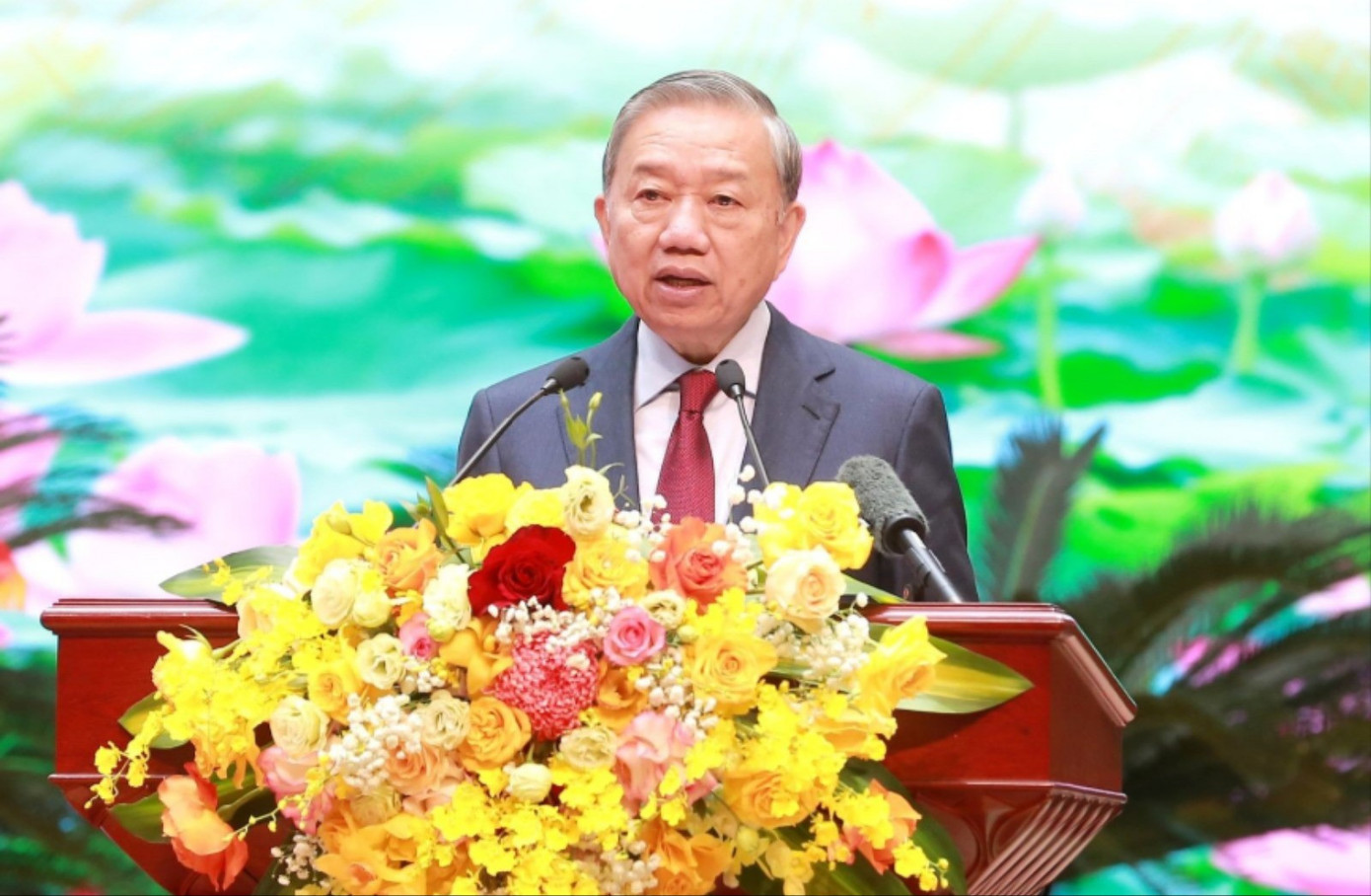 Bộ Chính trị: Ngày 24/11 hằng năm là 'Ngày Văn hóa Việt Nam', người lao động được nghỉ hưởng nguyên lương - Ảnh 1