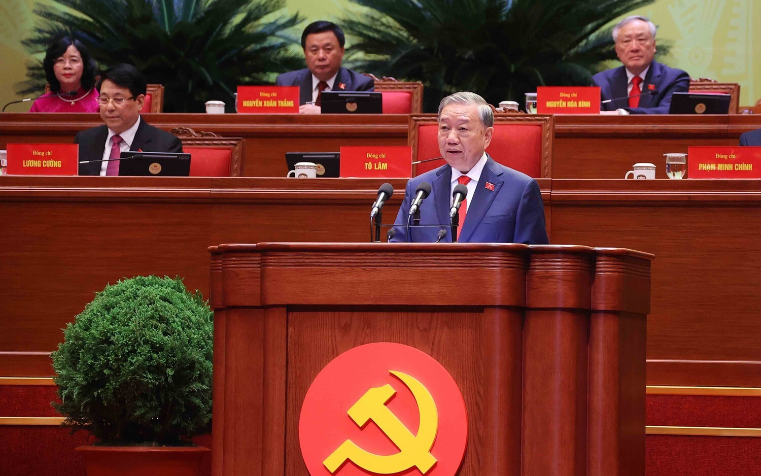 Tổng Bí thư Tô Lâm: Phấn đấu tăng trưởng từ 10% trở lên giai đoạn 2026-2030 - Ảnh 1