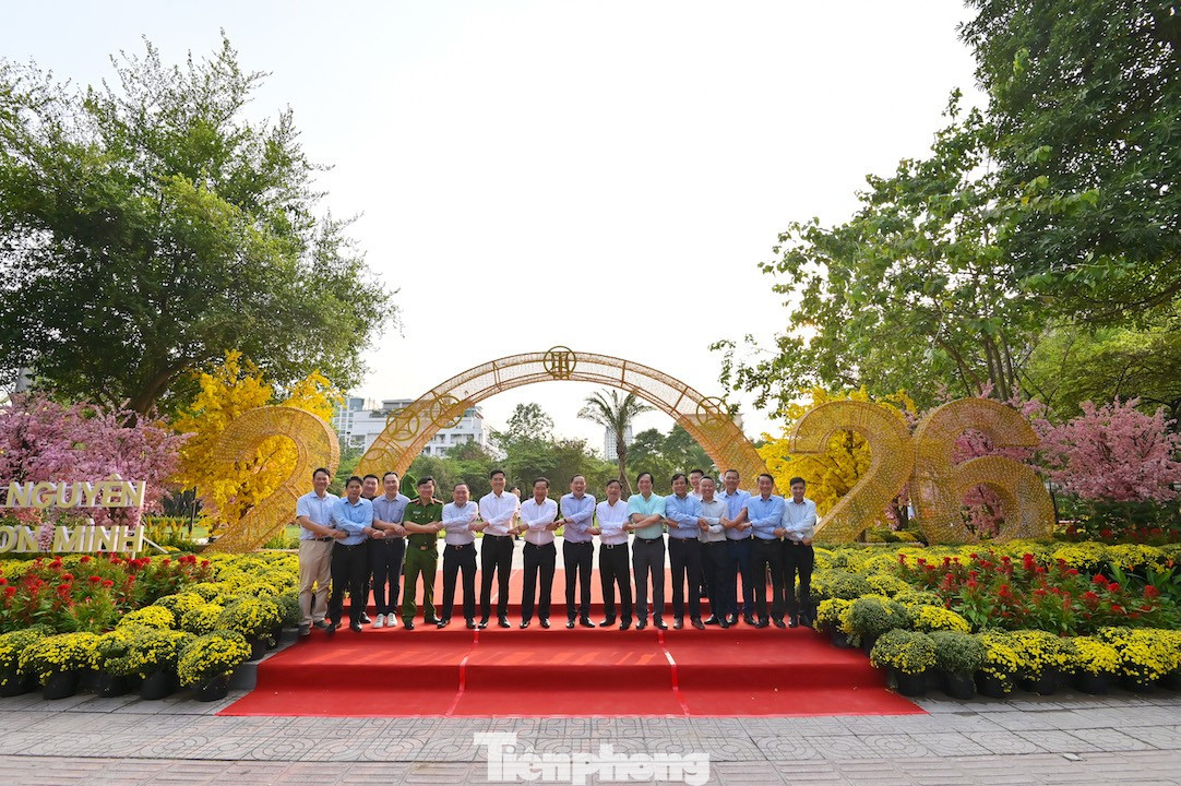 Tận thấy công viên đầu tiên được xây trên 'đất vàng' bỏ hoang ở TPHCM - Ảnh 18