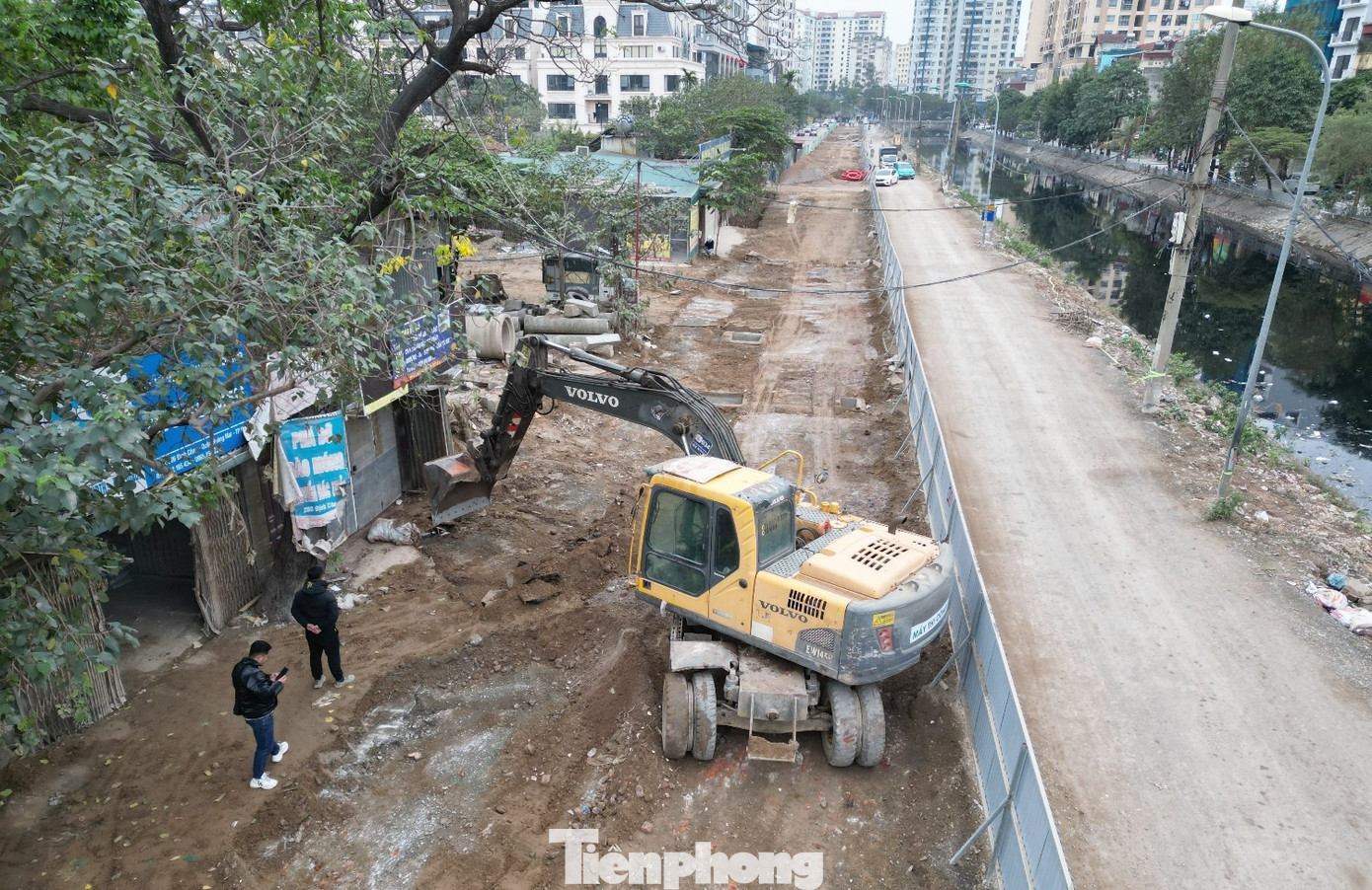 Hiện trạng sửa chữa tuyến đường nhiều 'ổ gà', 'ô trâu' nhất nội thành Hà Nội - Ảnh 3