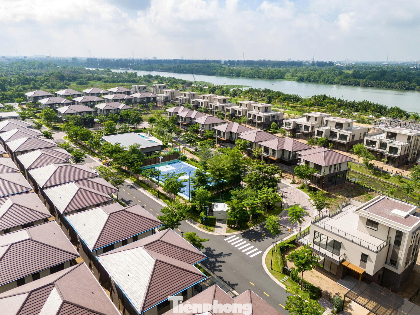 Chung cư Hà Nội chạm mốc 6.500 USD/m2, giao dịch nhà liền thổ chững lại - Ảnh 2