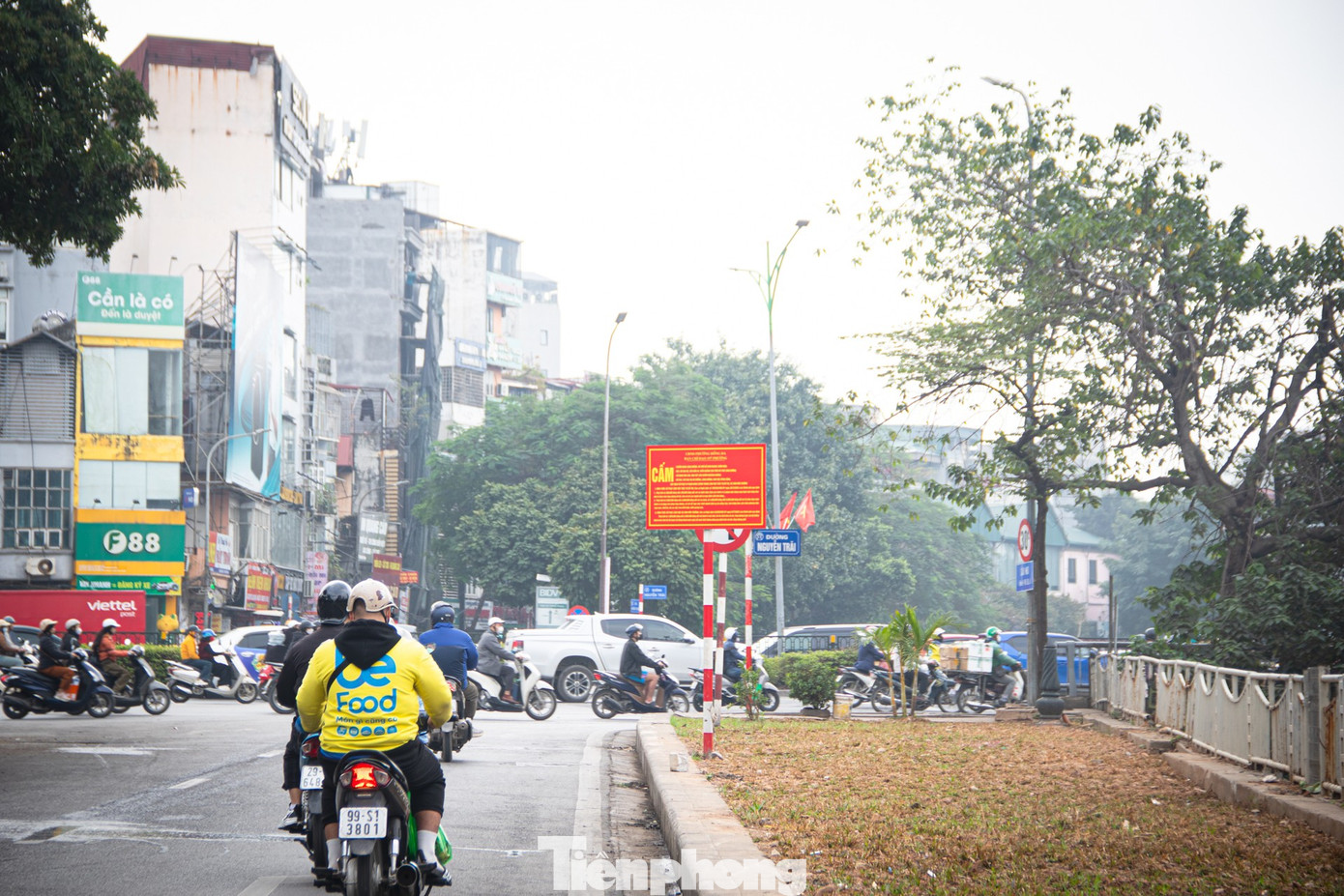 Phố Cầu Mới thông thoáng bất ngờ sau khi 'xóa sổ' chợ tự phát - Ảnh 3