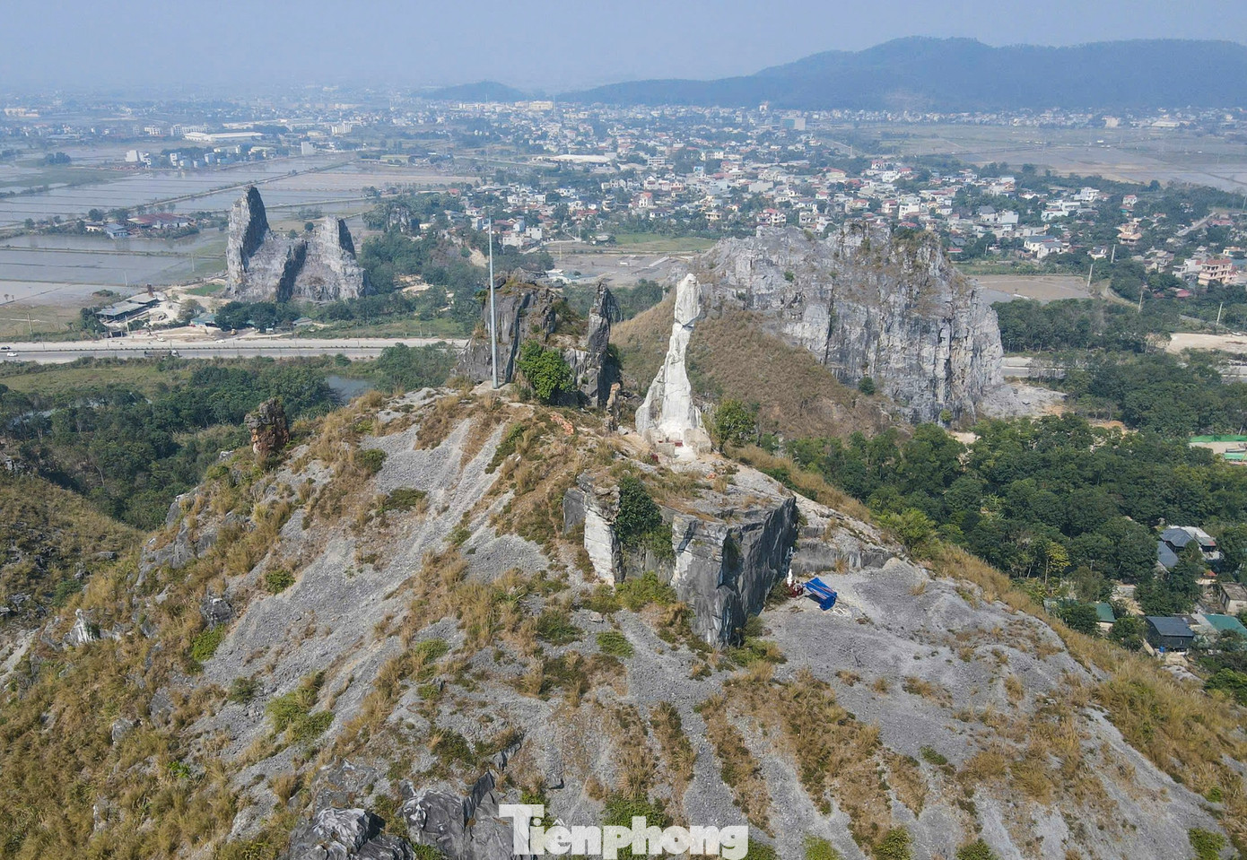 Chủ đầu tư nói về diện mạo ‘sáng trắng’ của hòn Vọng Phu sau khi gia cố 17 tỷ đồng - Ảnh 4