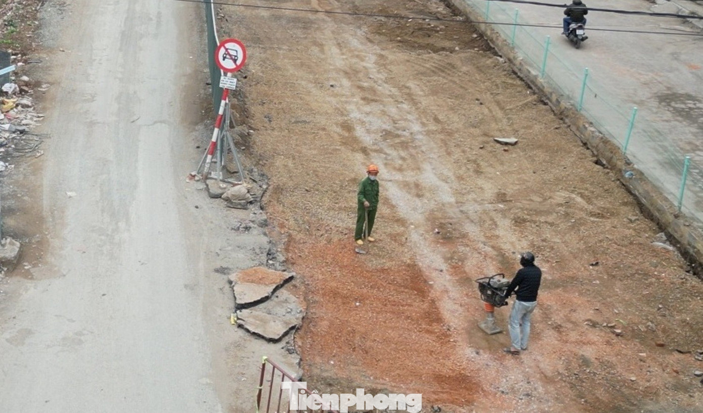 Hiện trạng sửa chữa tuyến đường nhiều 'ổ gà', 'ô trâu' nhất nội thành Hà Nội - Ảnh 5