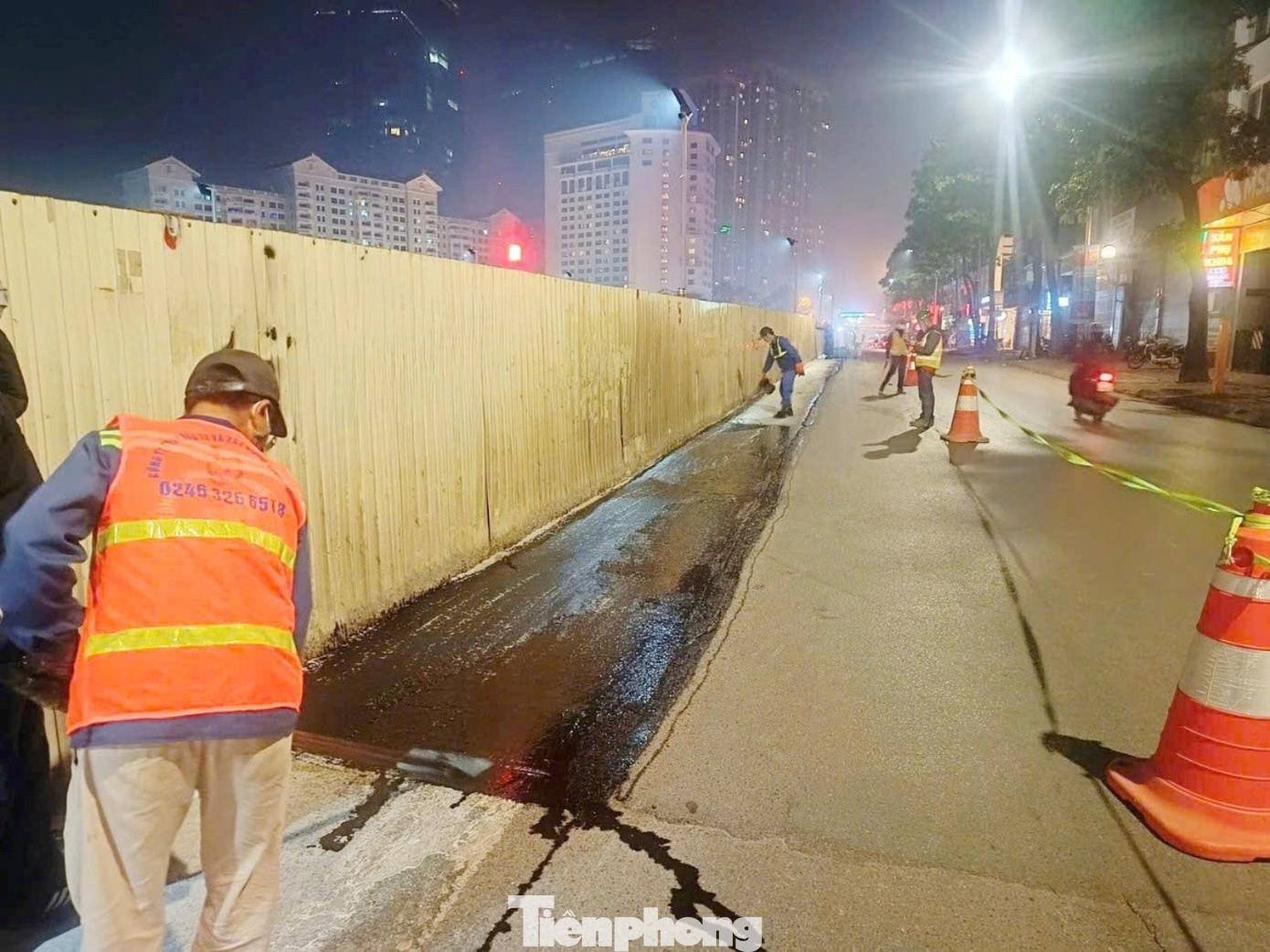 Hà Nội thu hẹp rào chắn dự án metro, mở rộng lòng đường phục vụ đi lại dịp Tết - Ảnh 6