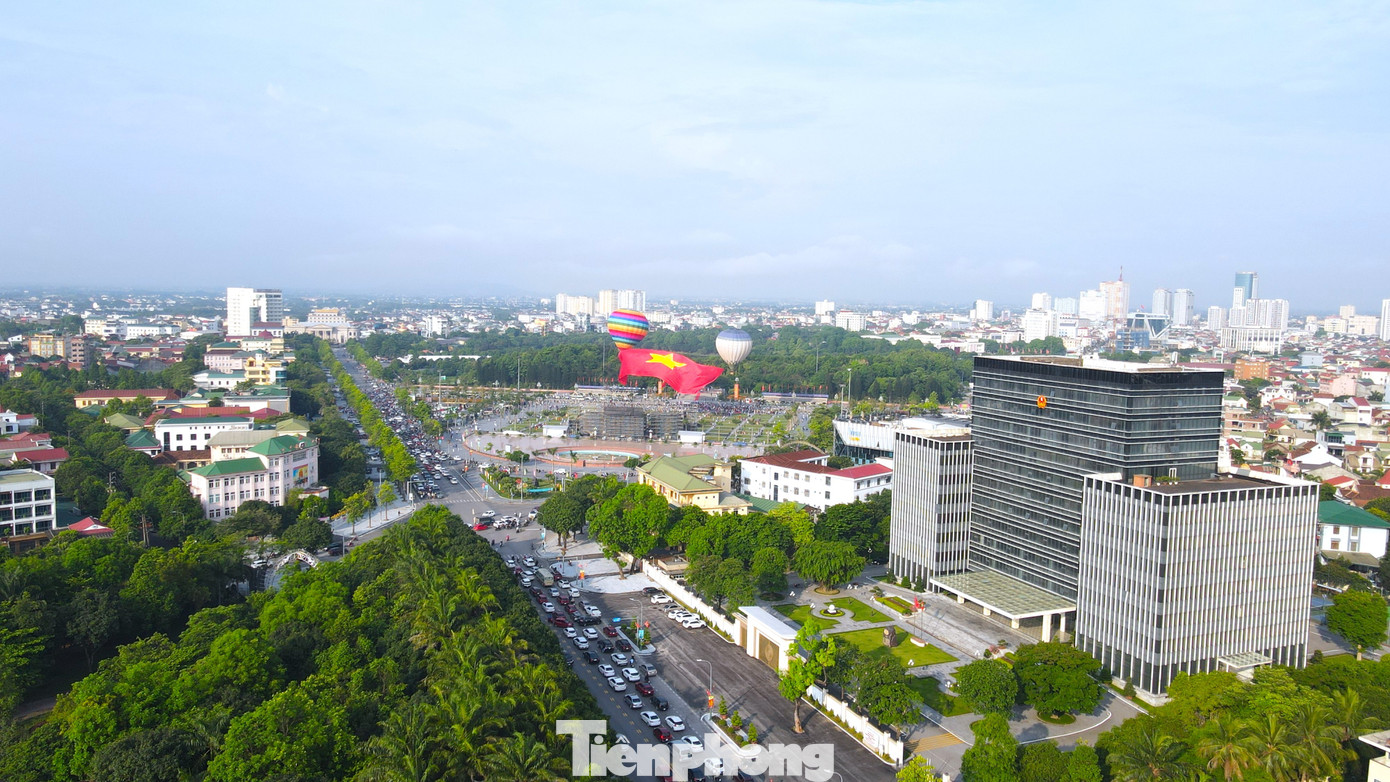 Nghệ An lập kỷ lục thu ngân sách - Ảnh 2