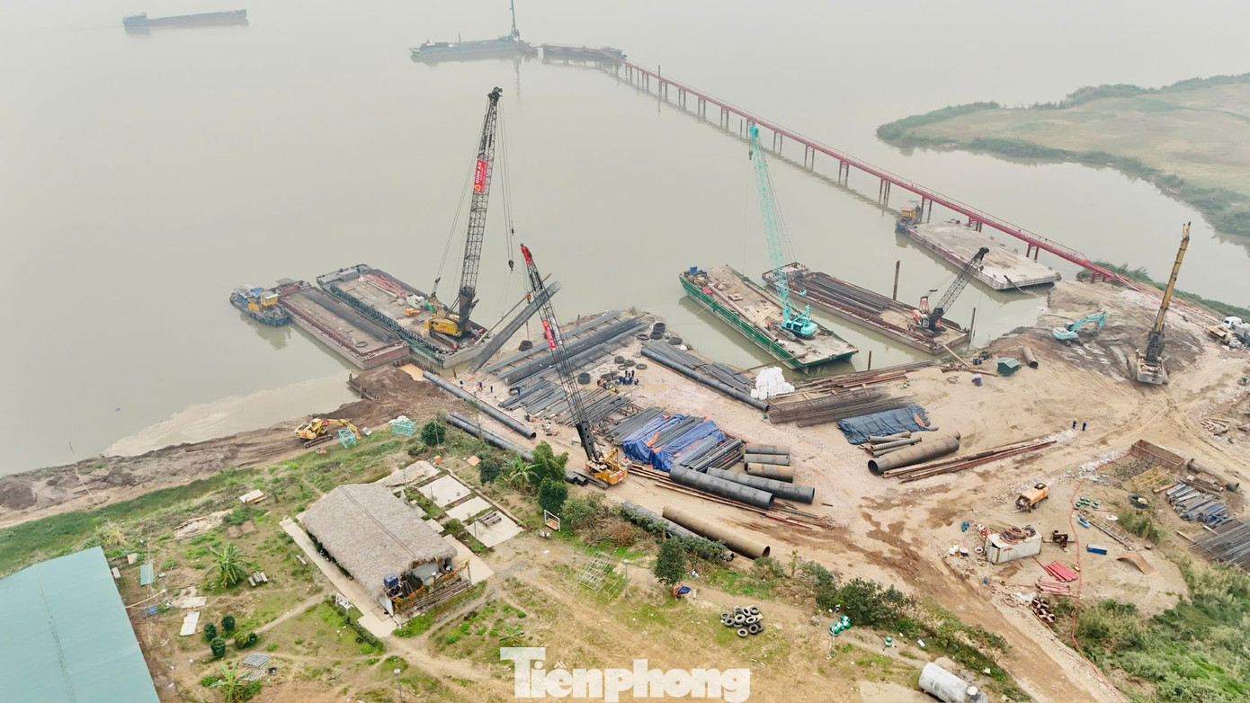 Toàn cảnh thi công cầu Thượng Cát hơn 7.300 tỷ đồng với biểu tượng cánh chim bay lên - Ảnh 1