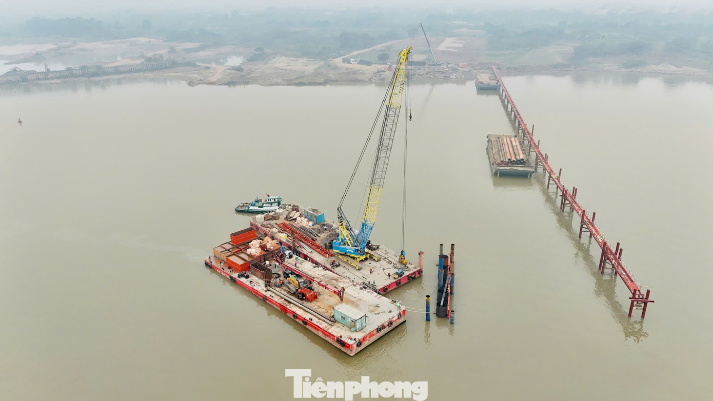 Toàn cảnh thi công cầu Thượng Cát hơn 7.300 tỷ đồng với biểu tượng cánh chim bay lên - Ảnh 2