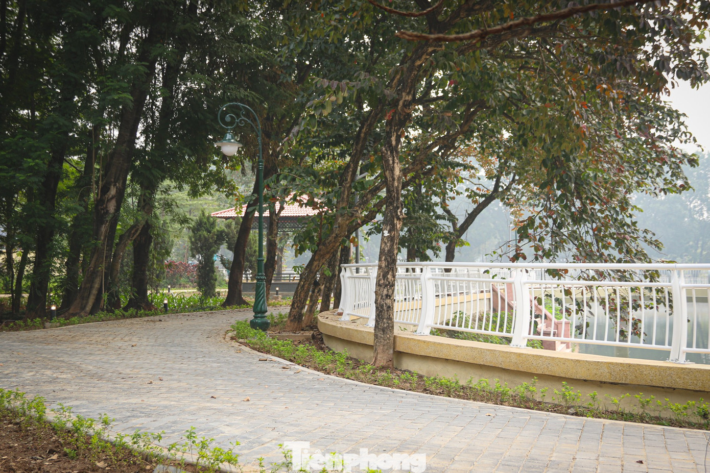 Loạt công viên Hà Nội 'lột xác' sau chỉnh trang - Ảnh 7